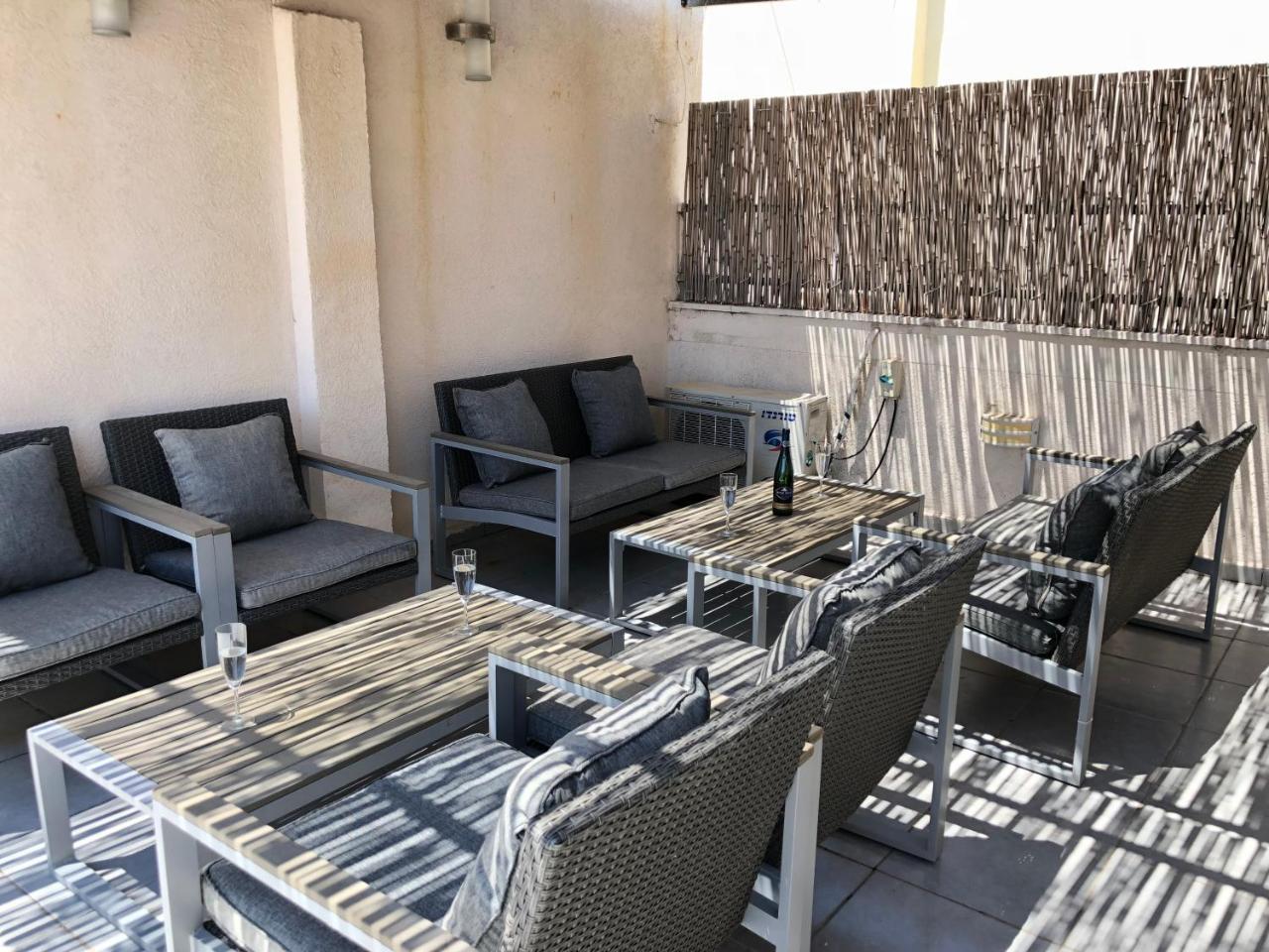 Miraks Penthouse Apartment Tel Aviv Exterior photo