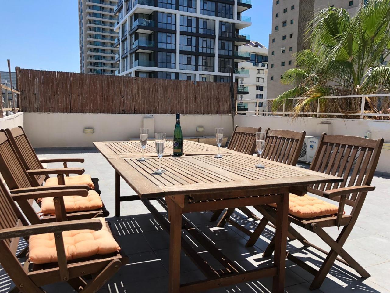 Miraks Penthouse Apartment Tel Aviv Exterior photo